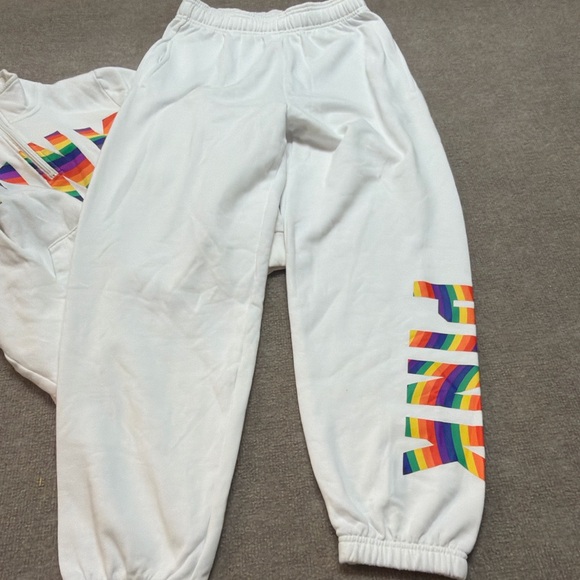 Victoria’s Secret PINK Rainbow Logo Matching Set White Pullover & Joggers  0721 - Picture 5 of 7